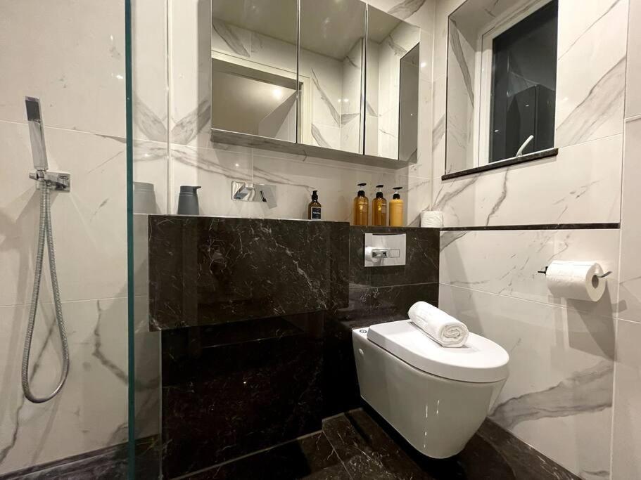 チグウェル2Br Urban Vista Retreat Chcl F7アパートメント エクステリア 写真