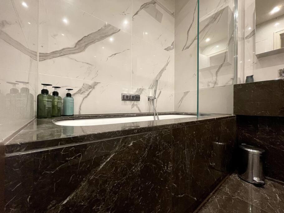 チグウェル2Br Urban Vista Retreat Chcl F7アパートメント エクステリア 写真