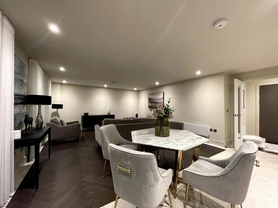 チグウェル2Br Urban Vista Retreat Chcl F7アパートメント エクステリア 写真