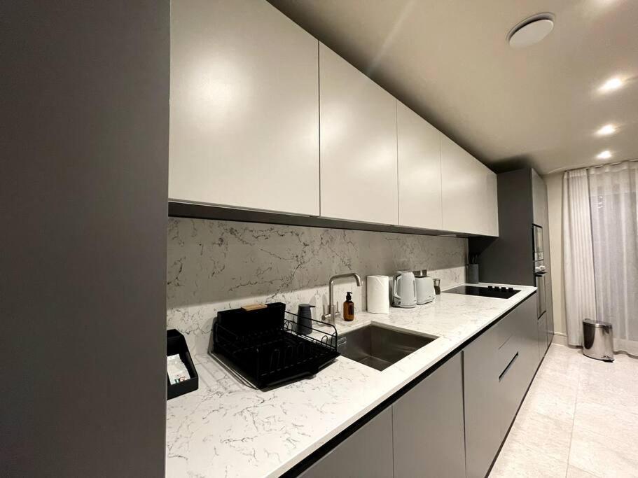 チグウェル2Br Urban Vista Retreat Chcl F7アパートメント エクステリア 写真